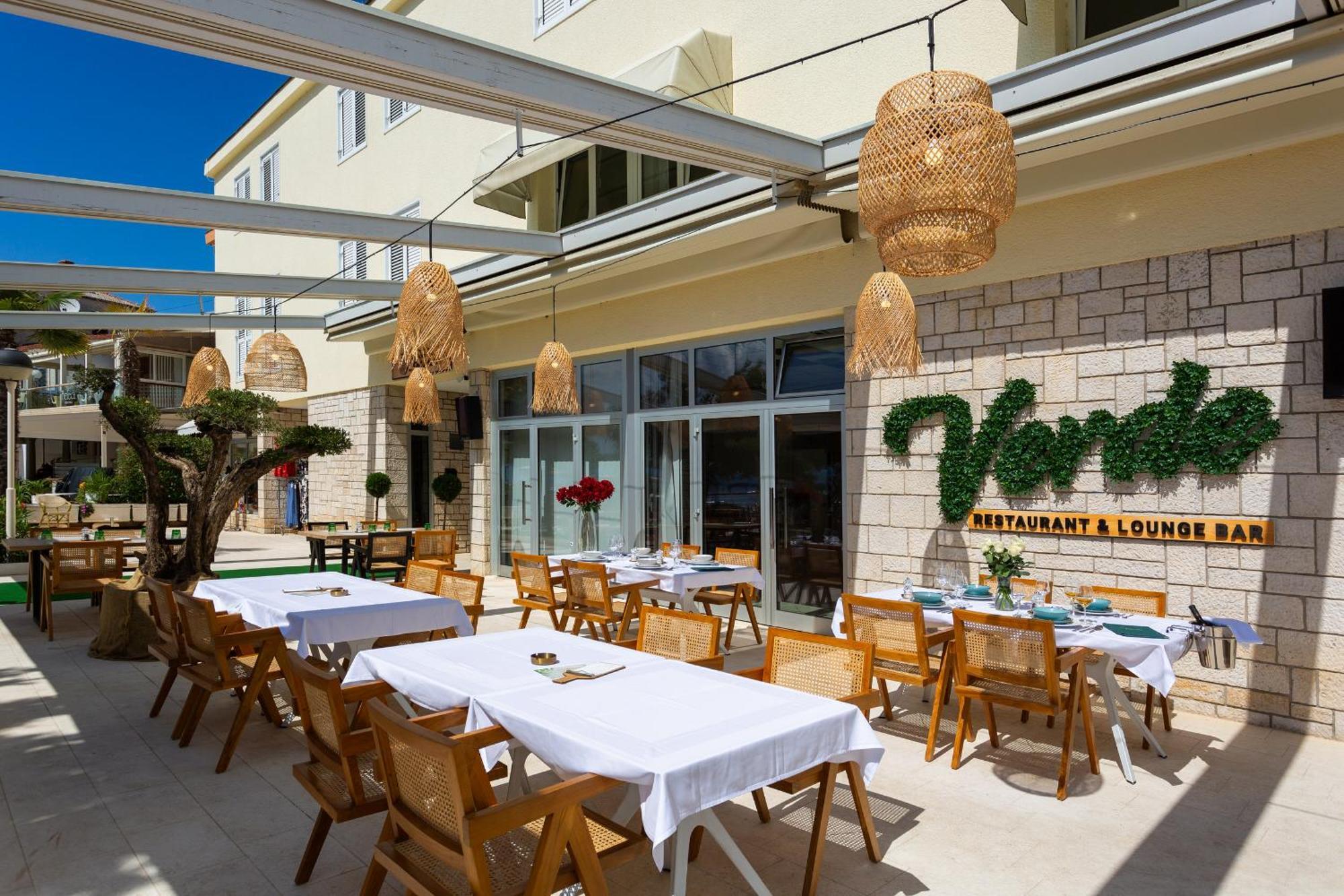 Hotel Adria Malinska Luaran gambar