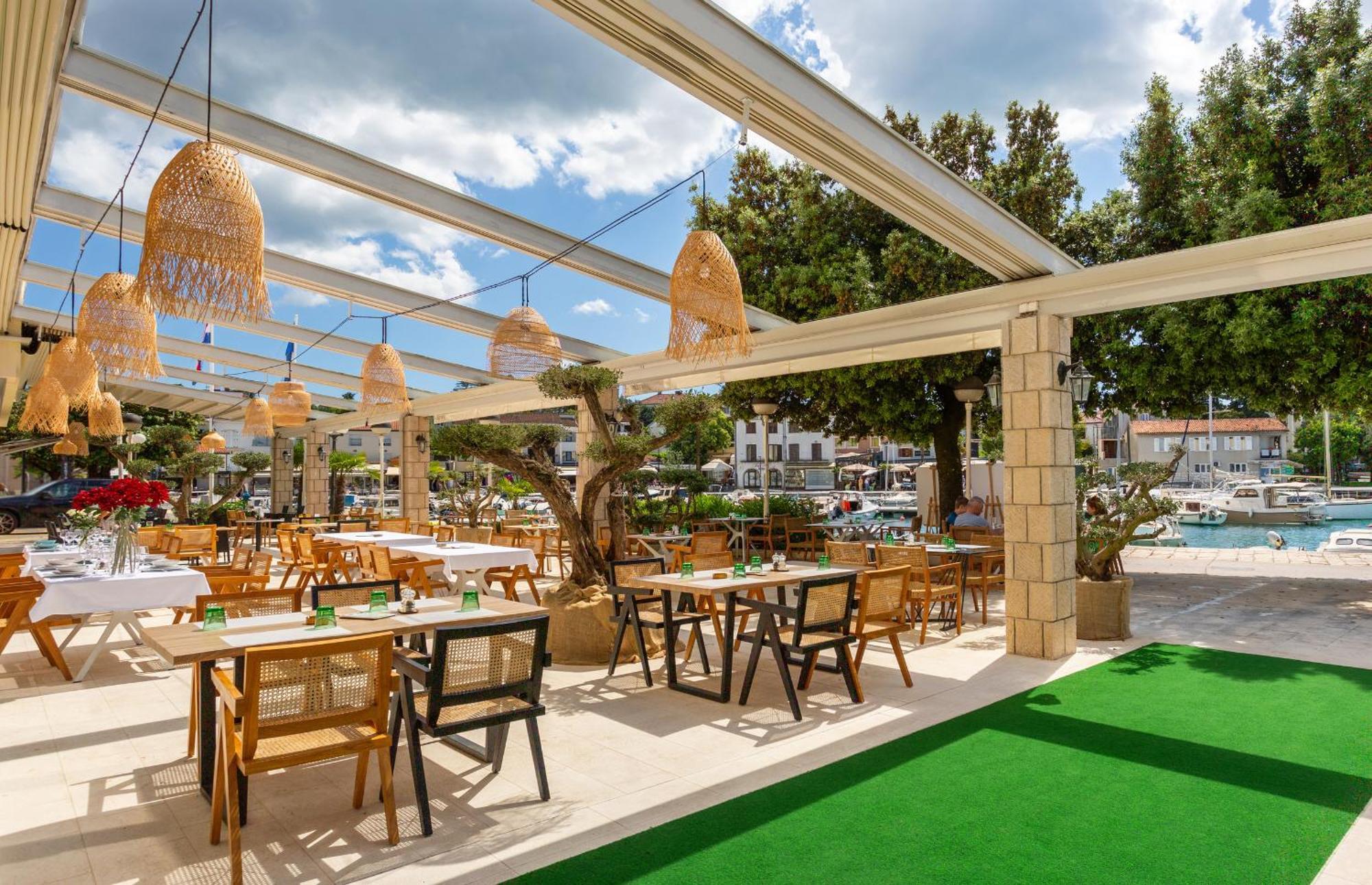 Hotel Adria Malinska Luaran gambar