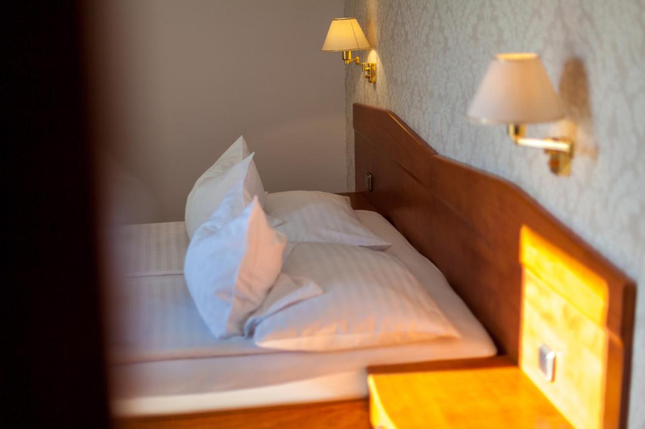 Hotel Adria Malinska Luaran gambar