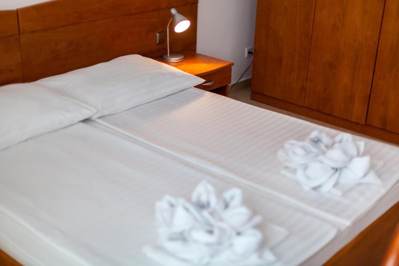 Hotel Adria Malinska Luaran gambar