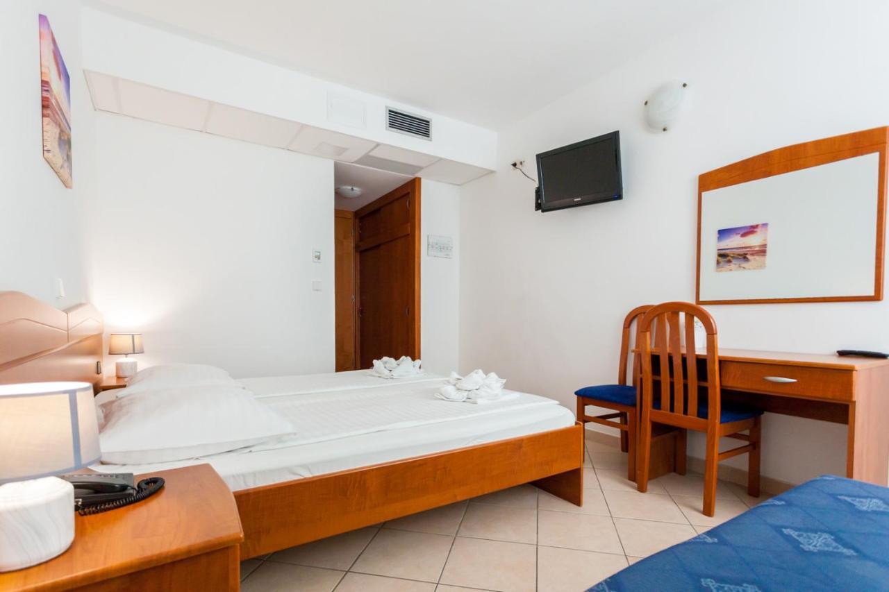Hotel Adria Malinska Luaran gambar